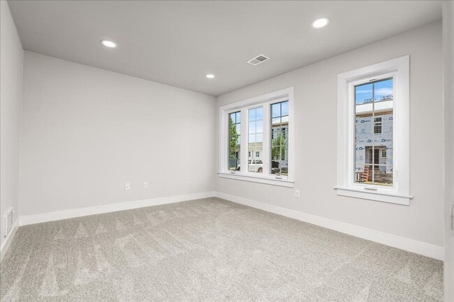 Building Photo - BRAND NEW TOWNHOME for LEASE