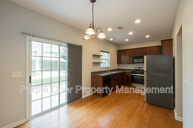 Building Photo - 320 Tuggle Ct