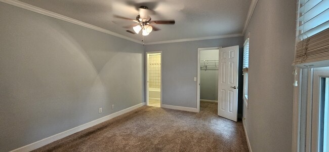 Building Photo - 1117 Appian Way