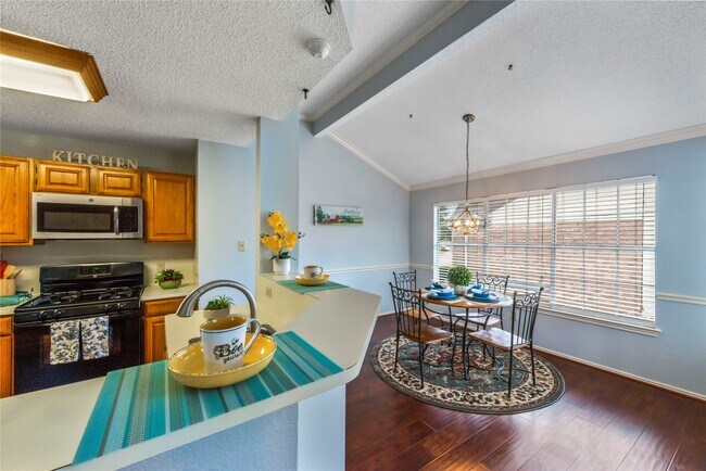 Building Photo - 6426 Whitbourne Dr