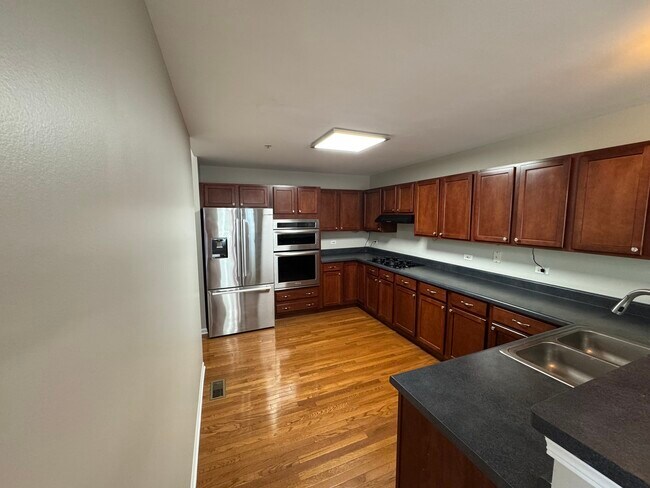 Building Photo - 5529 McDonough Rd
