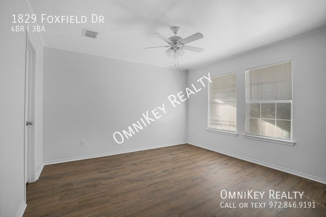 Building Photo - 1829 Foxfield Way