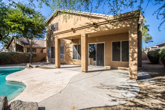 Building Photo - 4BR Total Remodel