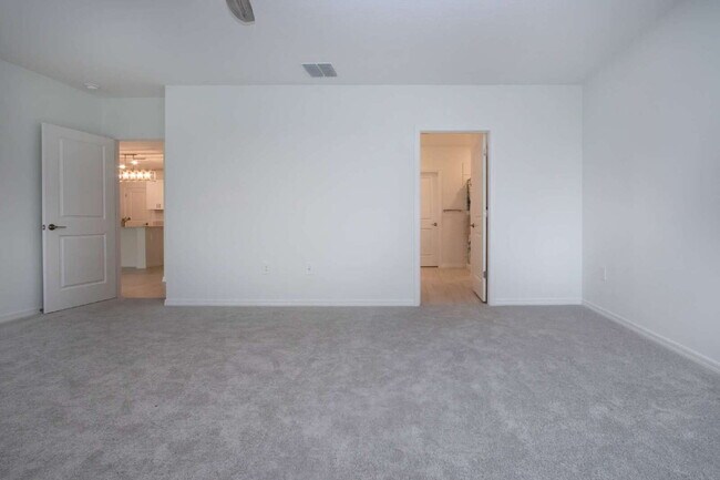 Building Photo - Lakeside Luxury in Parrish - 5 Bedroom BRA...