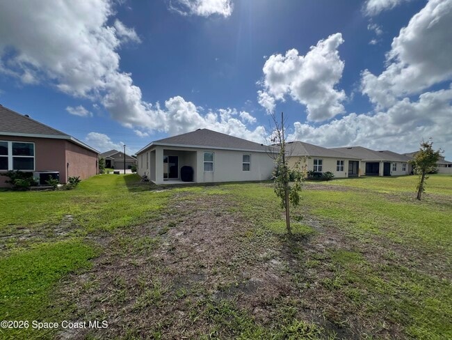 Building Photo - 1312 McFarland Dr