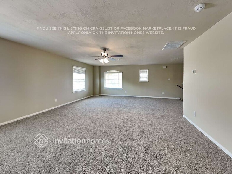 Building Photo - 19239 Canaras Ct