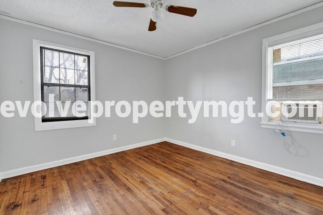 Building Photo - 100% OFF FIRST MONTH'S RENT  MOVE IN SPECI...