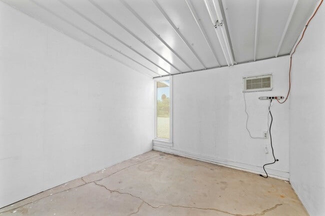 Building Photo - 970 Co Rd 256