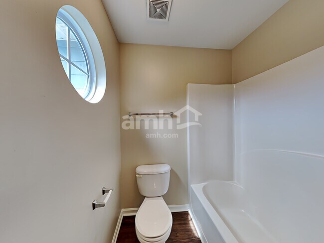 Building Photo - 1446 Wilson Manor Cir