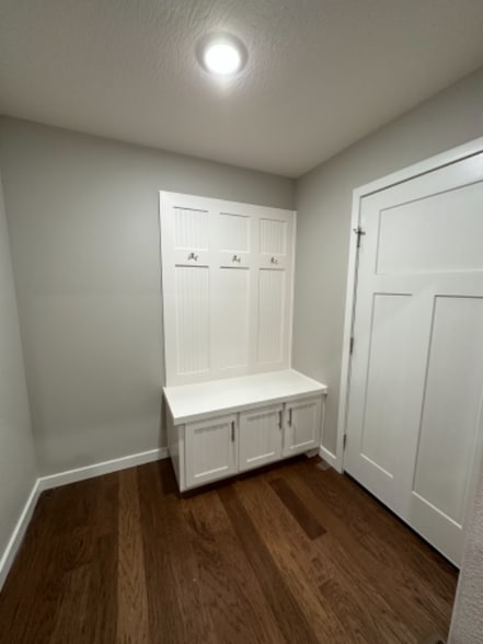 Building Photo - 524 Chipmunk Ave