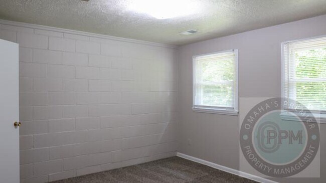 Building Photo - ALEXANDER 8307 S 38 ST