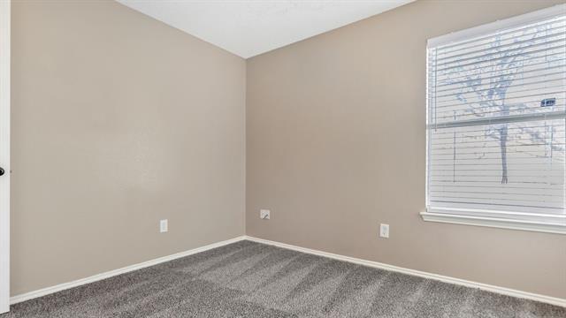 Building Photo - 527 Alameda Ave