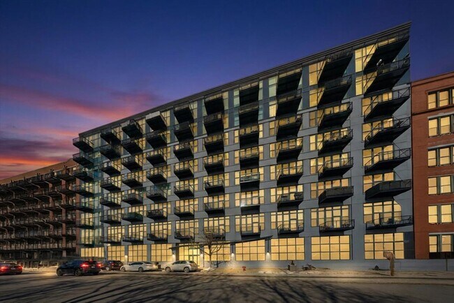 Building Photo - 2 Bed, 1.5 Bath With Garage Parking Included