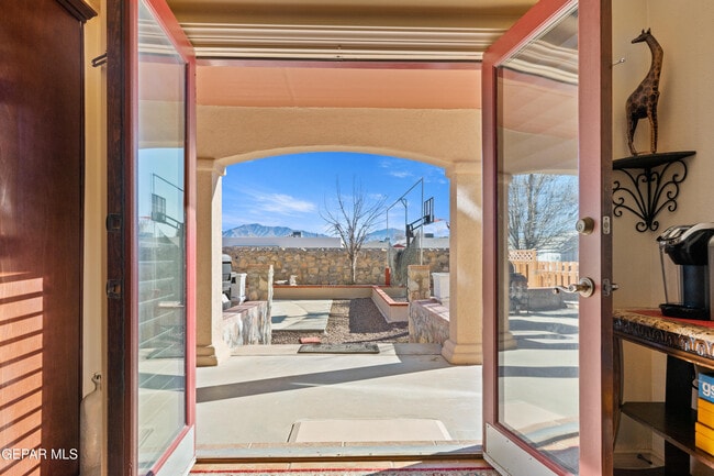 Building Photo - 6032 Valle Espanola Ln