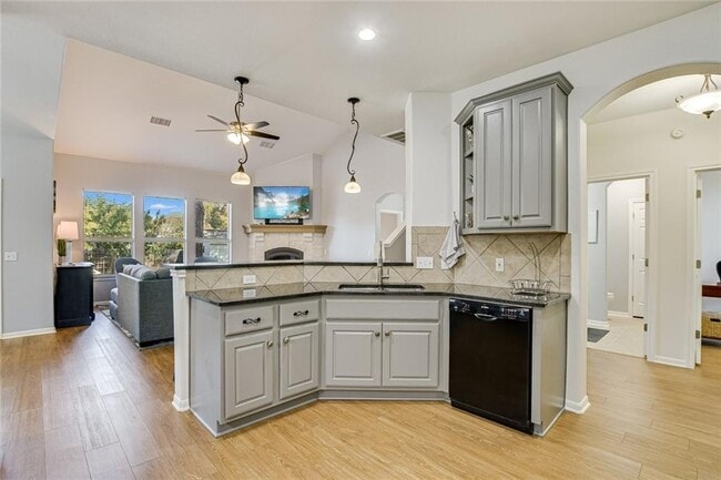 Building Photo - 6405 York Bridge Cir