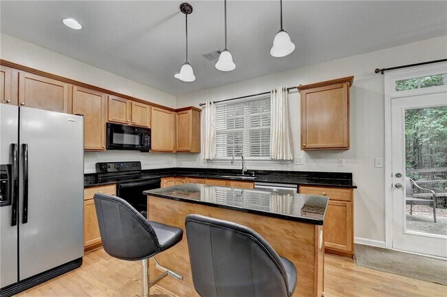 Building Photo - 2602 Pierce Brennen Ct NE