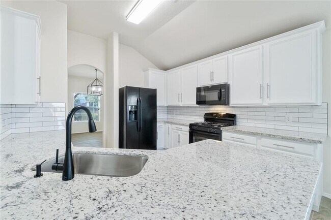 Building Photo - 2818 Lockeridge Pines Dr