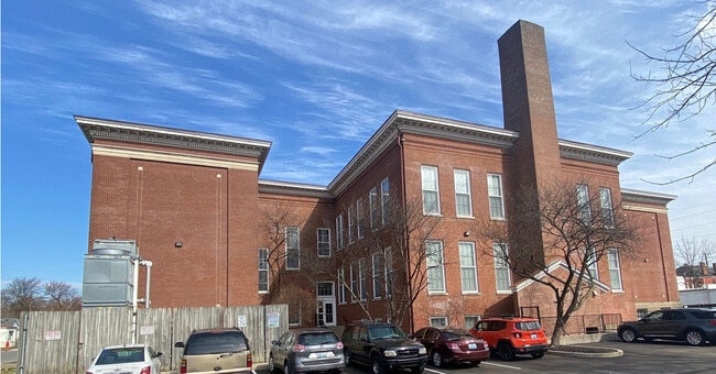 Primary Photo - Old School Apartments
