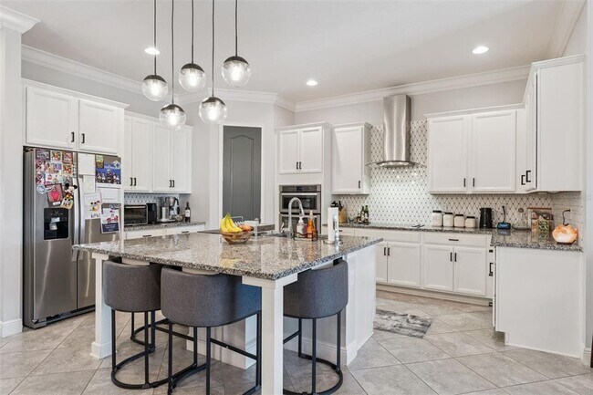 Building Photo - 10151 Henbury St