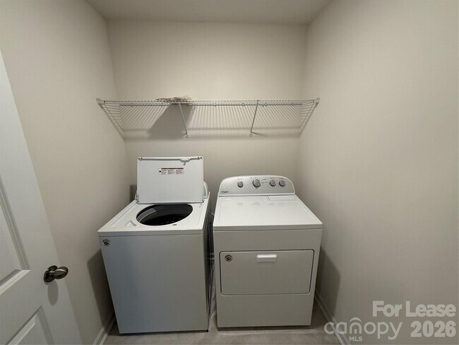 Building Photo - 8627 Harris Lake Ln