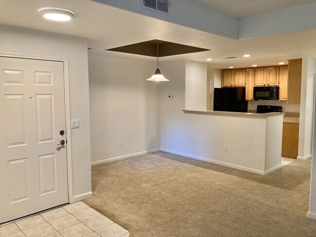 Dining Room - 900 S Meadows Pky