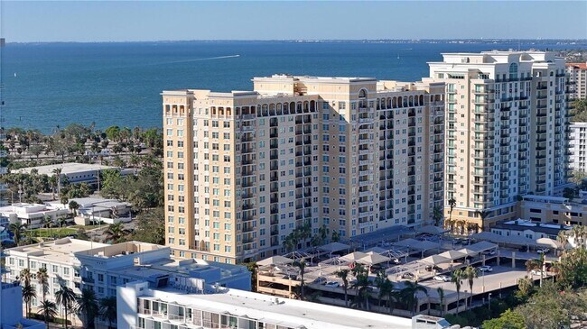 Building Photo - 750 N Tamiami Trl