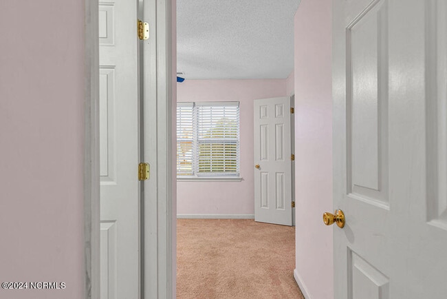 Building Photo - 909 Timberlake Trail