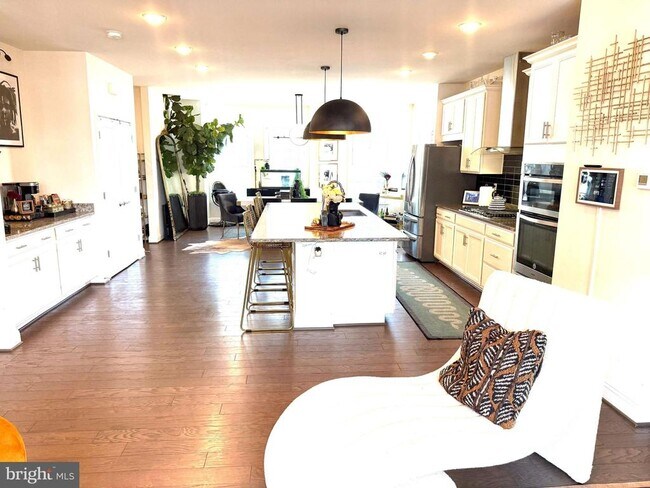 Building Photo - 17351 Redshank Rd