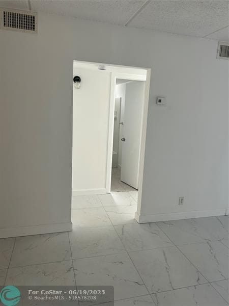 Building Photo - 1501 Crescent Cir