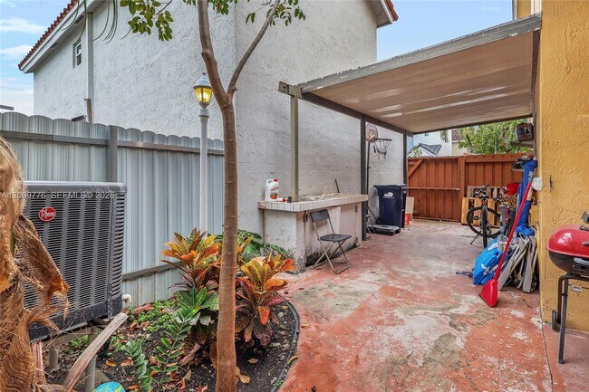 Building Photo - 12682 NW 7th Way