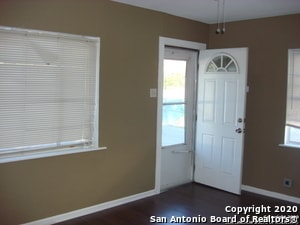 Building Photo - 814 Prado St
