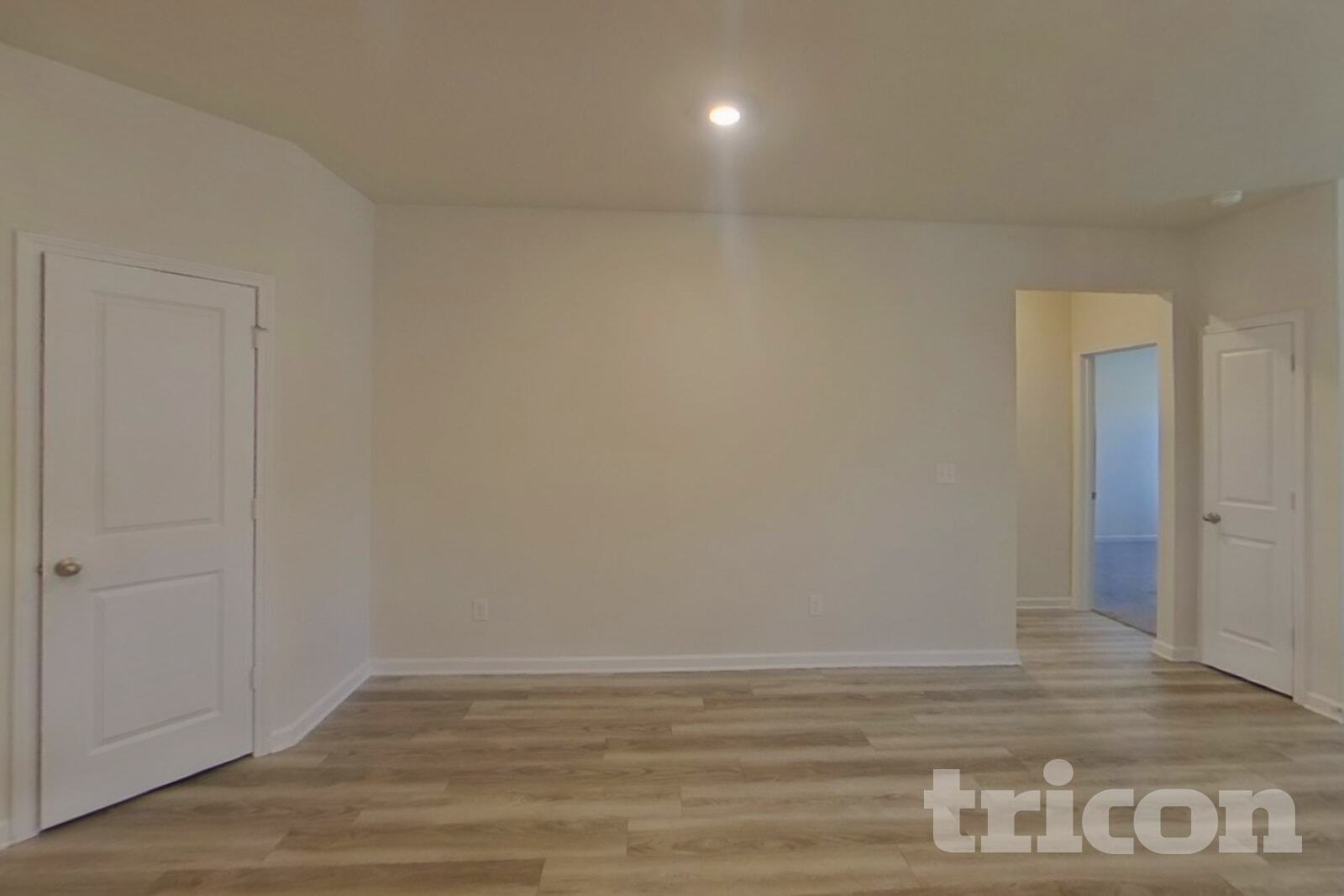 Building Photo - 1004 Claas Wy