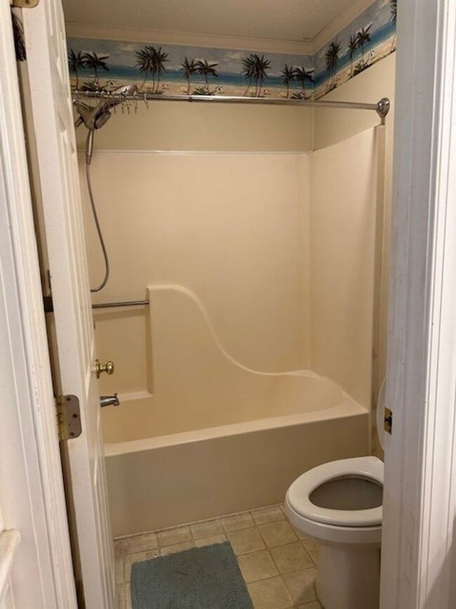 Building Photo - Spacious Home with Bonus Room, Pool & Solar Panels in Goldsboro!