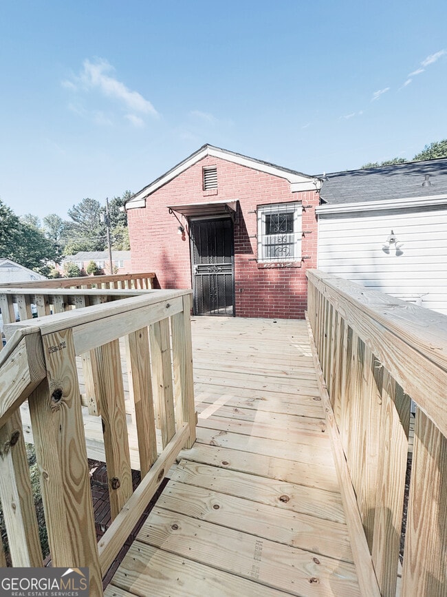 Building Photo - 1782 Cahoon St SW