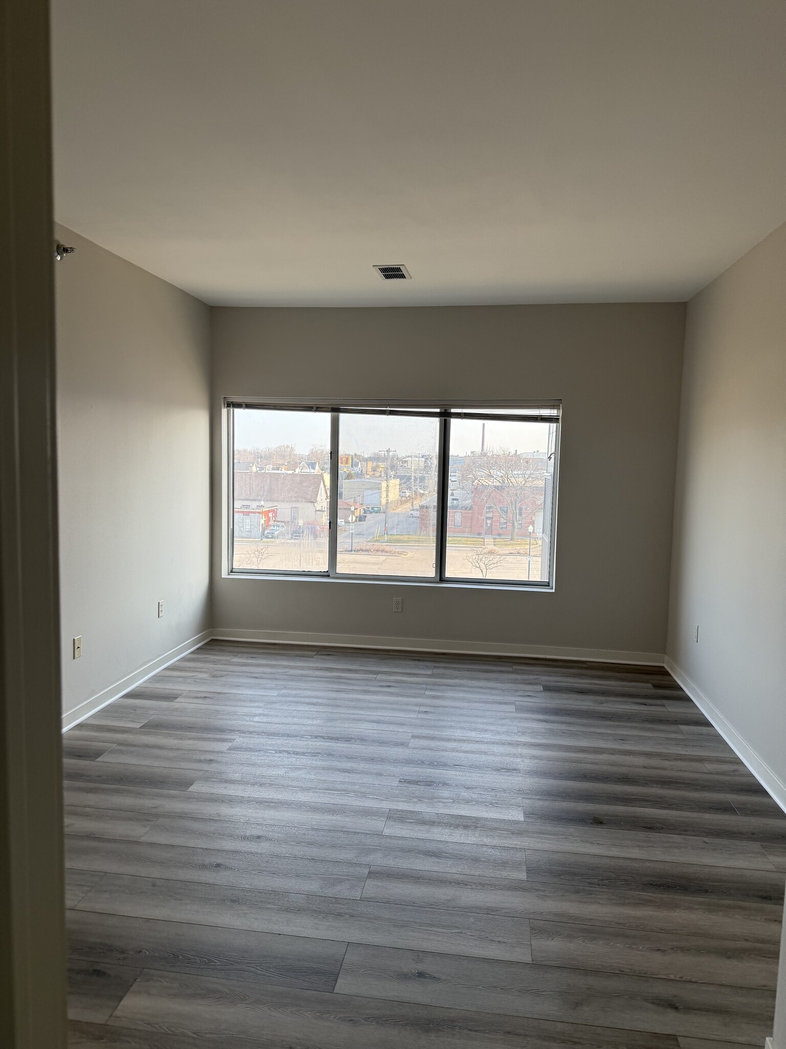 Large Primary Bedroom - 3540 Library Dr