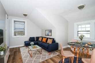 Building Photo - 317 Myrtle Ave