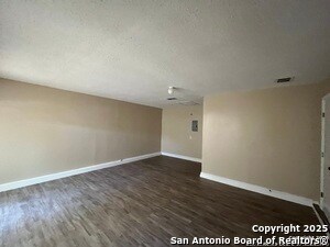 Building Photo - 4014 Colonial Sun Dr