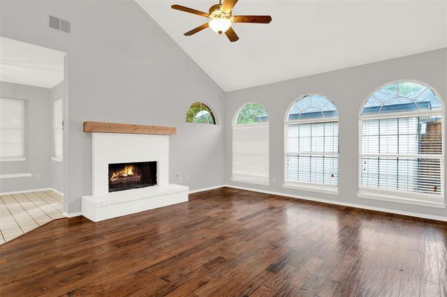 Building Photo - 803 Holly Cir