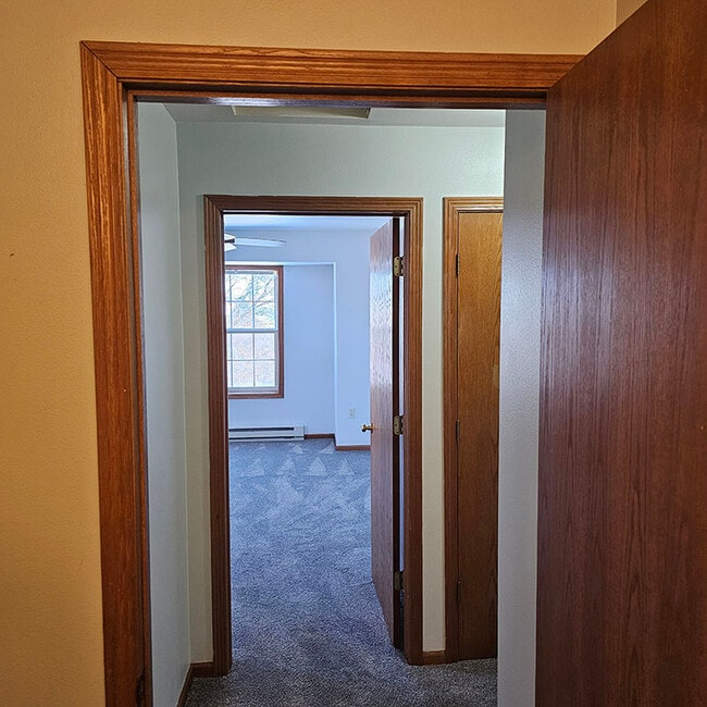 Building Photo - 284 Minz Park Cir