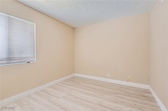 Building Photo - 6416 Placer Dr