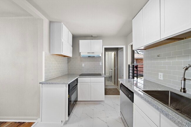 Building Photo - 3121 Chimira Ln