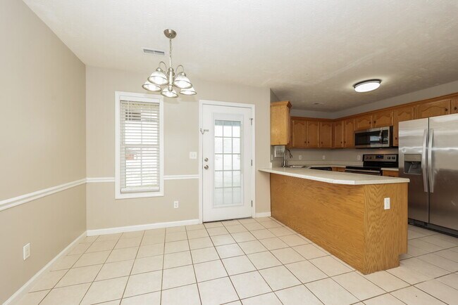 Building Photo - 107 Blythe Ct