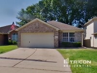 Building Photo - 5019 Willow Point Dr