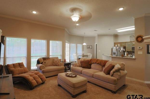 Building Photo - 16801 Lafayette Dr