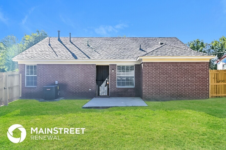 Building Photo - 7366 Murry Hill Cir