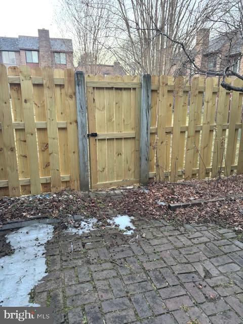 Building Photo - 5312 Eliots Oak Rd