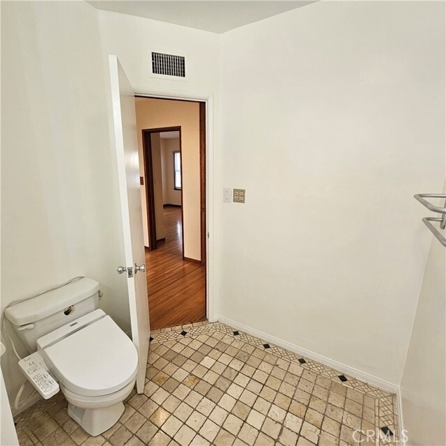 Building Photo - 12627 Manor Dr