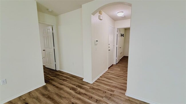 Building Photo - 5713 Nelson Oaks Dr