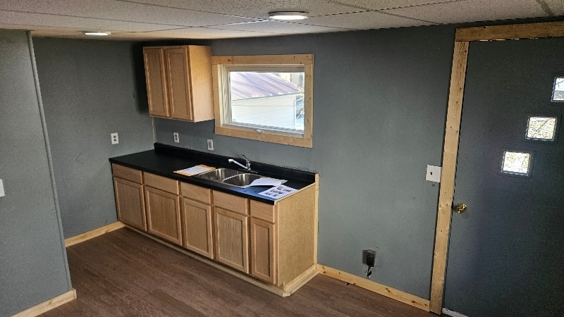 Building Photo - 33 Furnace St