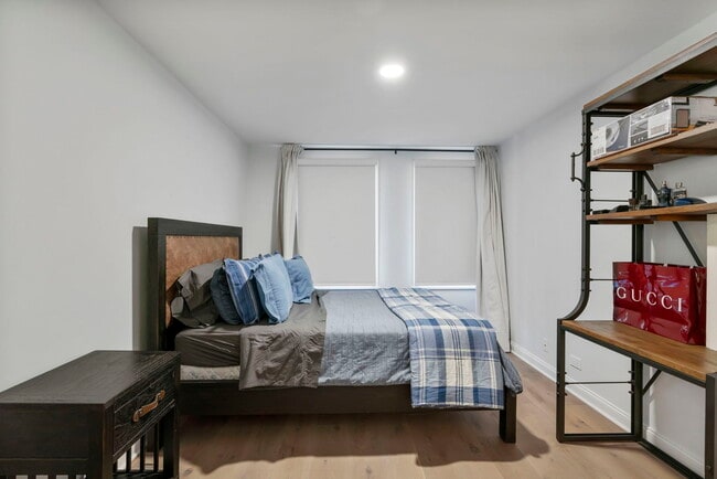 Building Photo - 424 E North Water St